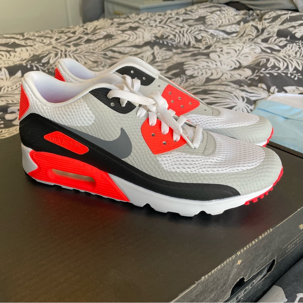 Nike 819474-106 Air Max 90 Ultra Essential Infrared - sz 10.5